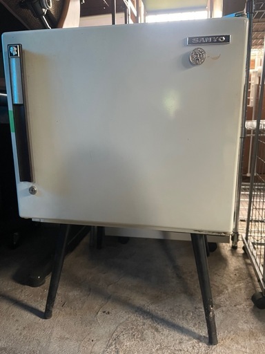 SANYO 冷蔵庫 SR-56R 47L 動作未確認 レトロ