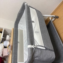 ベビーベッドの画像