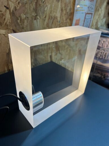 《商談中》G17【展示品・廃盤品】希少！yamagiwa 吉岡徳仁 ToFU LED SS386 コラボ 新品定価約10万円 テーブル ランプ ライト MoMA