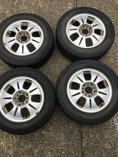 ダンロップウインターマックス０1　１９５/６５R１５　冬用スタッドレスタイヤアルミホイール4本セット　　マルチPCD 100 114.3 5穴　プリウス　アイシス　カローラツーリング　スポーツ　ノア　セレナ　等　ホイールが５穴車にどうぞ。