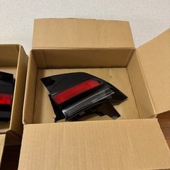 プリウス60 テールランプ3点セットの画像