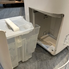 【除湿機】【シャープ】クリーニング済み【管理番号31021】野の画像