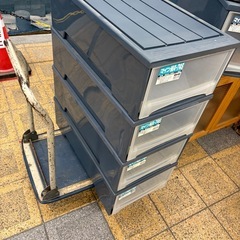 配達可能　収納ケース　衣装ケース　四つセットの画像