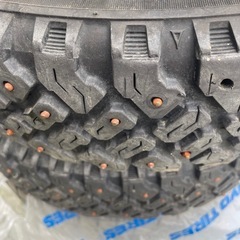 スパイクタイヤ135/80R12  2本セットの画像
