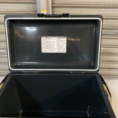 M90　サンカ バンセレーノ ワンプッシュで開閉できる クーラーボックス ジャーマンカーキ(マット仕様) 24.5L ふたが外せてお手入れ簡単 フィッシングクーラー 釣り キャンプ (幅48×奥行30×高さ32cm) SVES-#25KAの画像