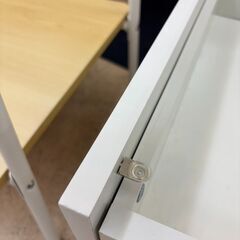 【ジャングルジャングル岩出店】【B245】ガラスローテーブル ホワイト幅75cm×奥行39cm×高さ38cm  和歌山 岩出市 紀の川市 海南市の画像