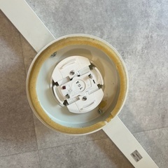 格安！【引き取り限定】ホワイト ライティングレール 105cmの画像