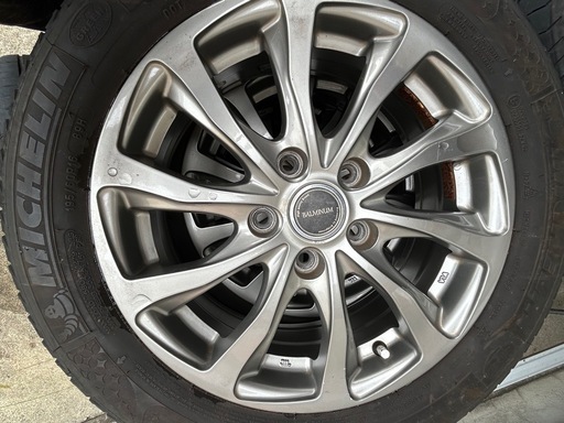 スノタイやーブランド