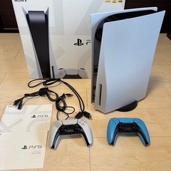 PS5 ディスク版 本体＋コントローラー2個 フルセット CFI-1200A01の画像