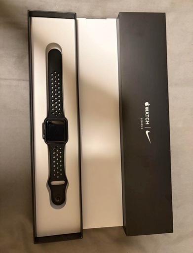 Apple Watch Nike Series 3 本体 ブラック(GPS)