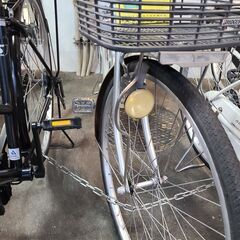J1650【リユースのサカイ柏店】BRIDGESTONE　ブリヂストン　シティサイクル　Biscuit　ダイナモライト　シルバー★店頭にて試乗可★ 簡易クリーニング済　　 中古自転車 　流山市  松戸市 我孫子市 鎌ヶ谷市 船橋市 守谷市 取手市　の画像