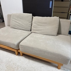 ソファの画像