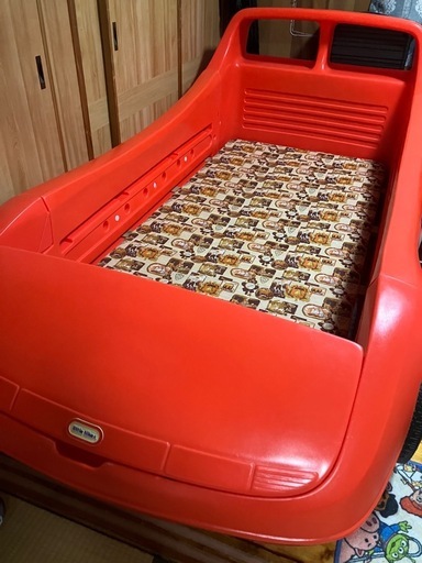 値下げ❗️車のベッド　 キッズも大人も使えます。