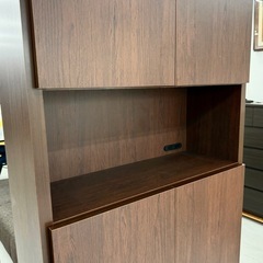 【美品‼️】便利♪ 80cm幅薄型シューズボックス 下駄箱 玄関収納家具 コンセント付き 木目調ブラウン♪の画像