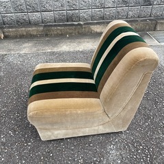 カリモク　アンティークソファーの画像