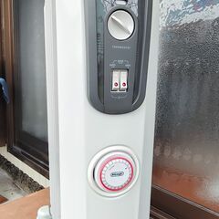 【引取限定】デロンギオイルヒーター DeLonghi H770812EFSN  12000W 暖房器具 8～10畳の画像