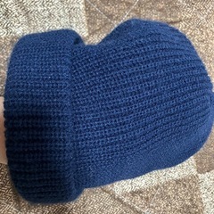 ネイビーニット帽の画像