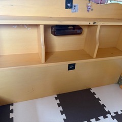２段ベッドの上部分の画像