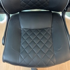 ゲーミングチェアの画像
