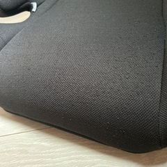 チャイルドシートとシートベルトカバーの画像