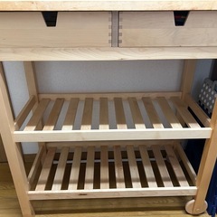 IKEA 食器棚の画像