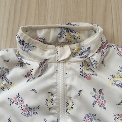 【お得】petitmain花柄アウター90ウィンドウブレーカジャケットの画像