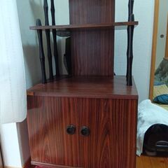 金庫付き棚の画像