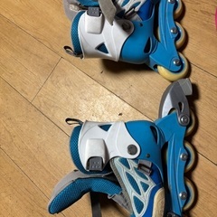 インライン　スケート靴の画像