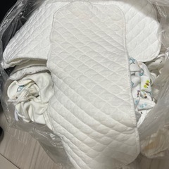 ベビー用布おむつ大量の画像