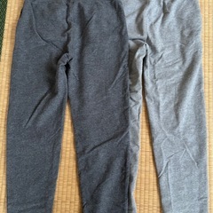 〔お取引中〕GAP ジャージ　140センチ　2本セット　の画像