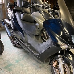 堺市堺区マジェスティ125fi ヘッドライトつかないの画像
