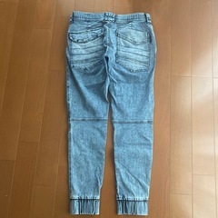 ジーンズウエスト82の画像
