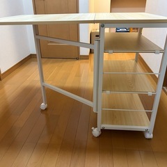 【ほぼ新品】2wayデスク　バタフライデスクの画像
