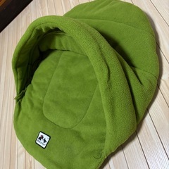 犬用ベッド　スリッパ型の画像