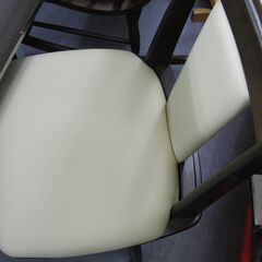 2人掛け ダイニングセット ブラウン 木目 ニトリ DT GV 80 DBR ダイニングテーブル 80cm 回転式ダイニングチェア×2 NITORI 食卓 椅子 2人用 札幌 手稲の画像