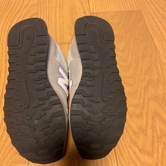 ニューバランスのシューズの画像