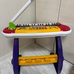 キッズキーボード　（マイク・椅子付き）の画像