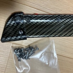 リップスポイラー　軽自動車　両面テープ及びビス留めの画像