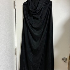 ハロウィン　マント　黒　未使用　大人の画像