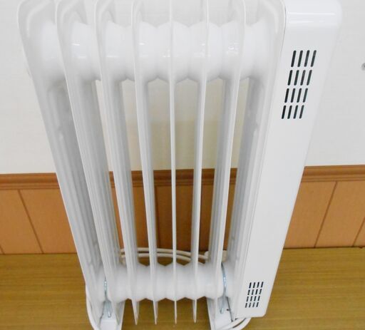 オイルヒーター　8フィン　キャスター付き　CY209LL-8 ニトリ オイルヒーター 8フィン キャスター付き CY209LL-8 ニトリ オイル