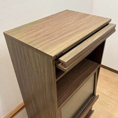 stp-3463　脚付き　キャビネット　ブラウン　幅60cm　フラップ扉付き　アンティーク調　リビング収納　キッチ収納　食器棚　カップボードの画像
