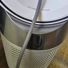 美品✨ダイソンの空気清浄ファンヒーター「Dyson Pure Hot+Cool HP04」の画像