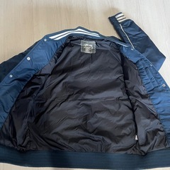 STUSSY ストゥーシースタジャンの画像