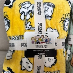 コストコブランケット　スヌーピーPeanuts大判ひざ掛け セットの画像