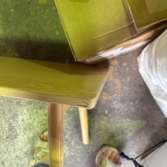 折りたたみテーブルの画像