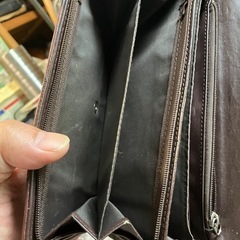 オーストリッチ型押しながさ長財布の画像