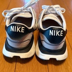 美品 NIKE 24cm FD2196-100 フェニックスワッフルサミットの画像