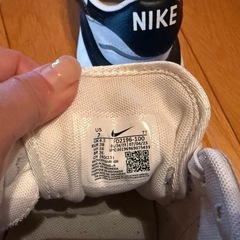 美品 NIKE 24cm FD2196-100 フェニックスワッフルサミットの画像