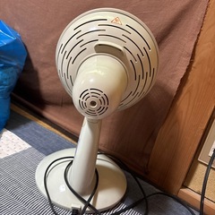 遠赤速暖ハロゲンヒーターの画像