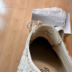 新品の靴の画像